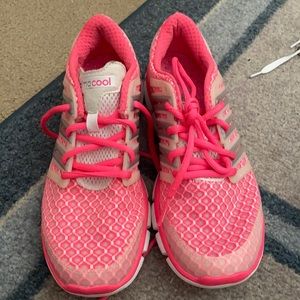 These shoes are in excellent condition